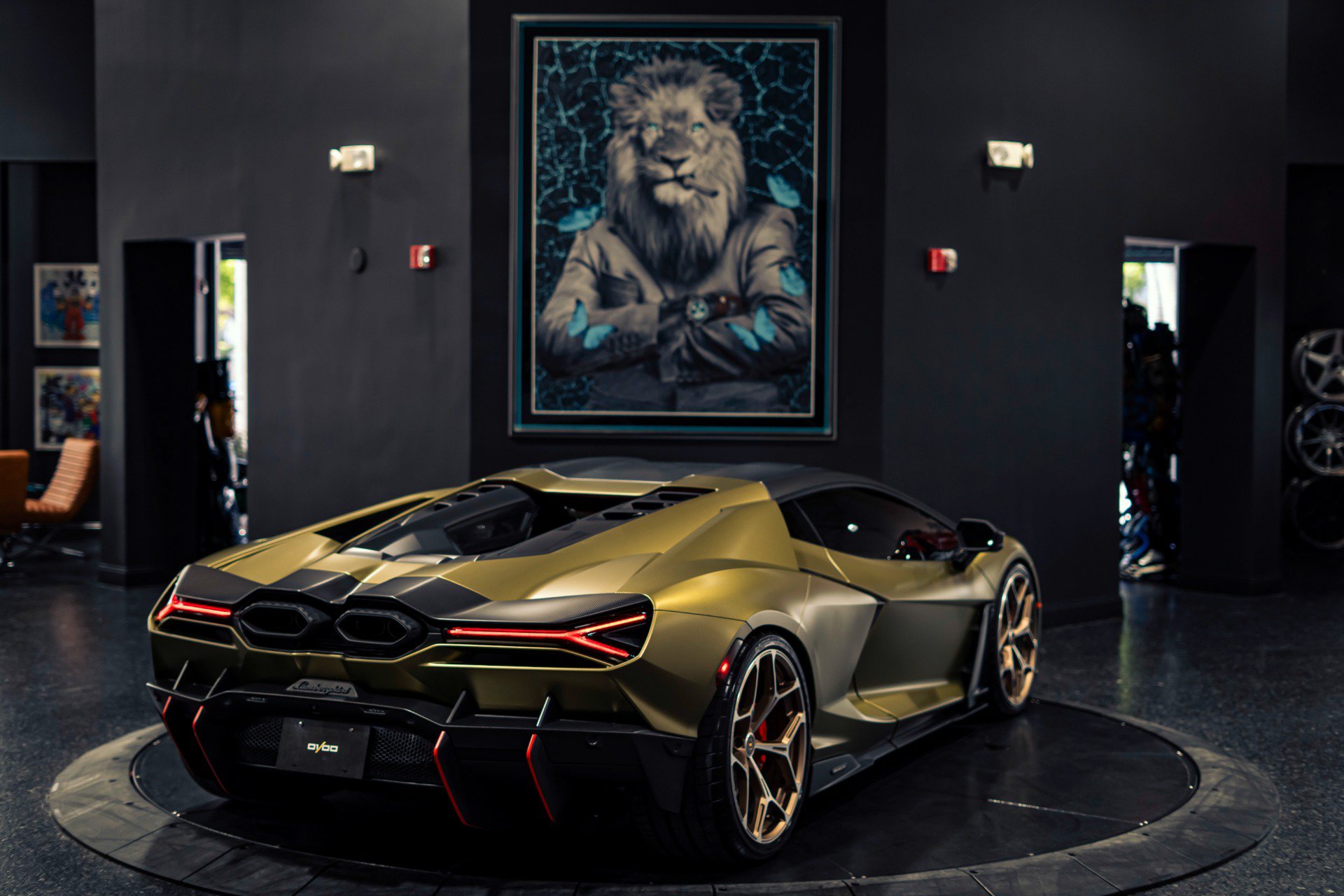 Used 2025 Lamborghini Revuelto AWD/4WD image 40