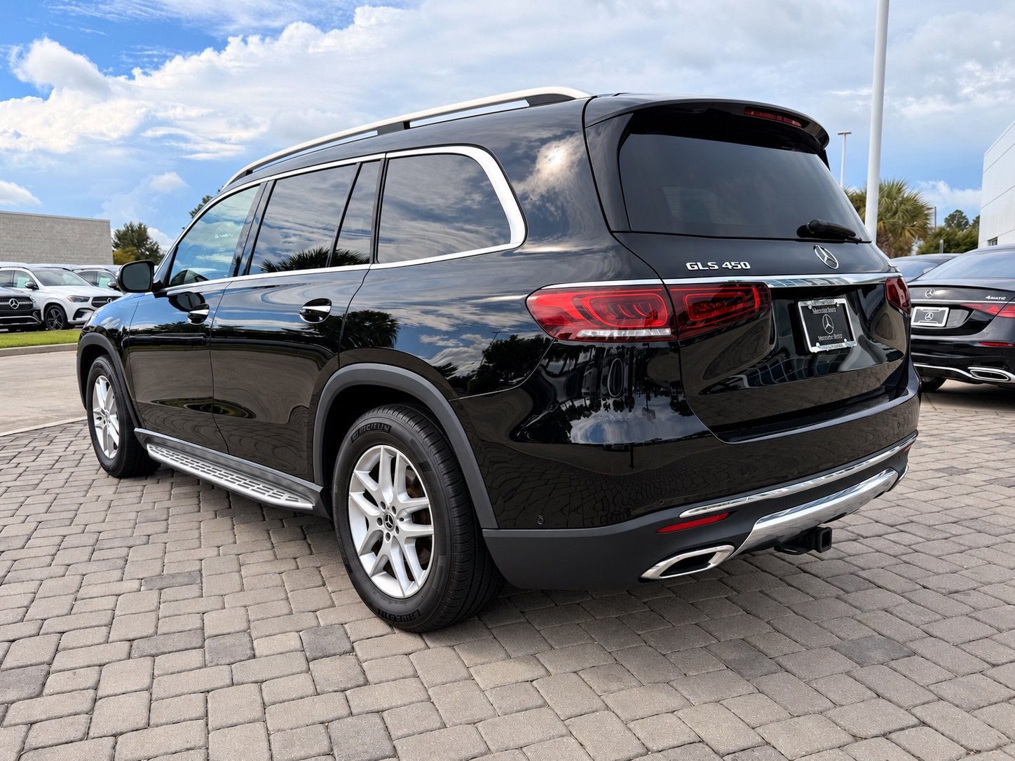 Used 2020 Mercedes-Benz GLS 450 4MATIC image 11