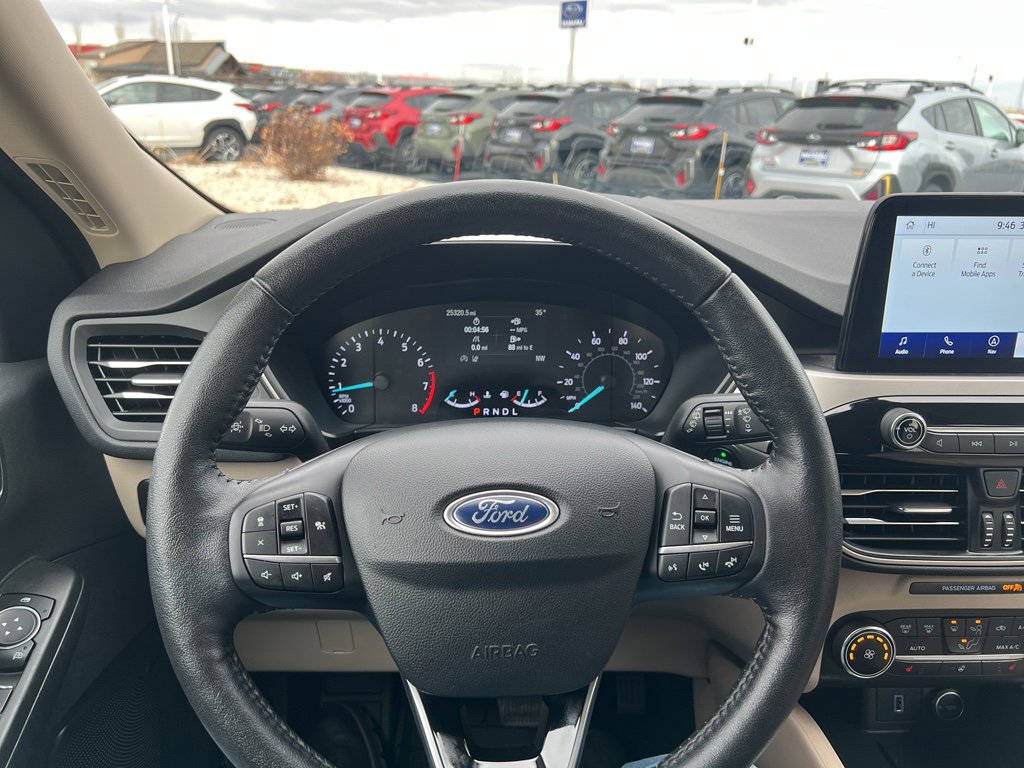 Used 2020 Ford Escape SEL image 10