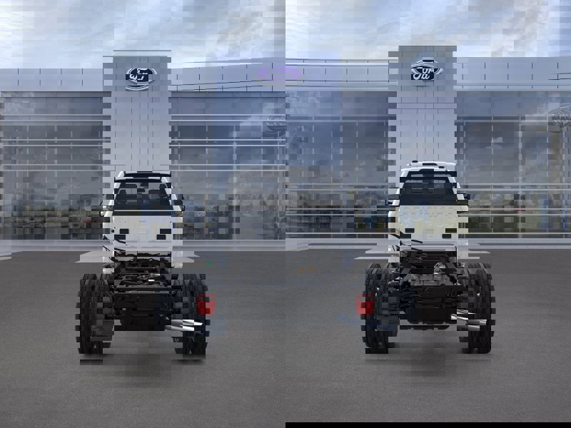New 2026 Ford F550 4x4 Regular Cab Super Duty image 5