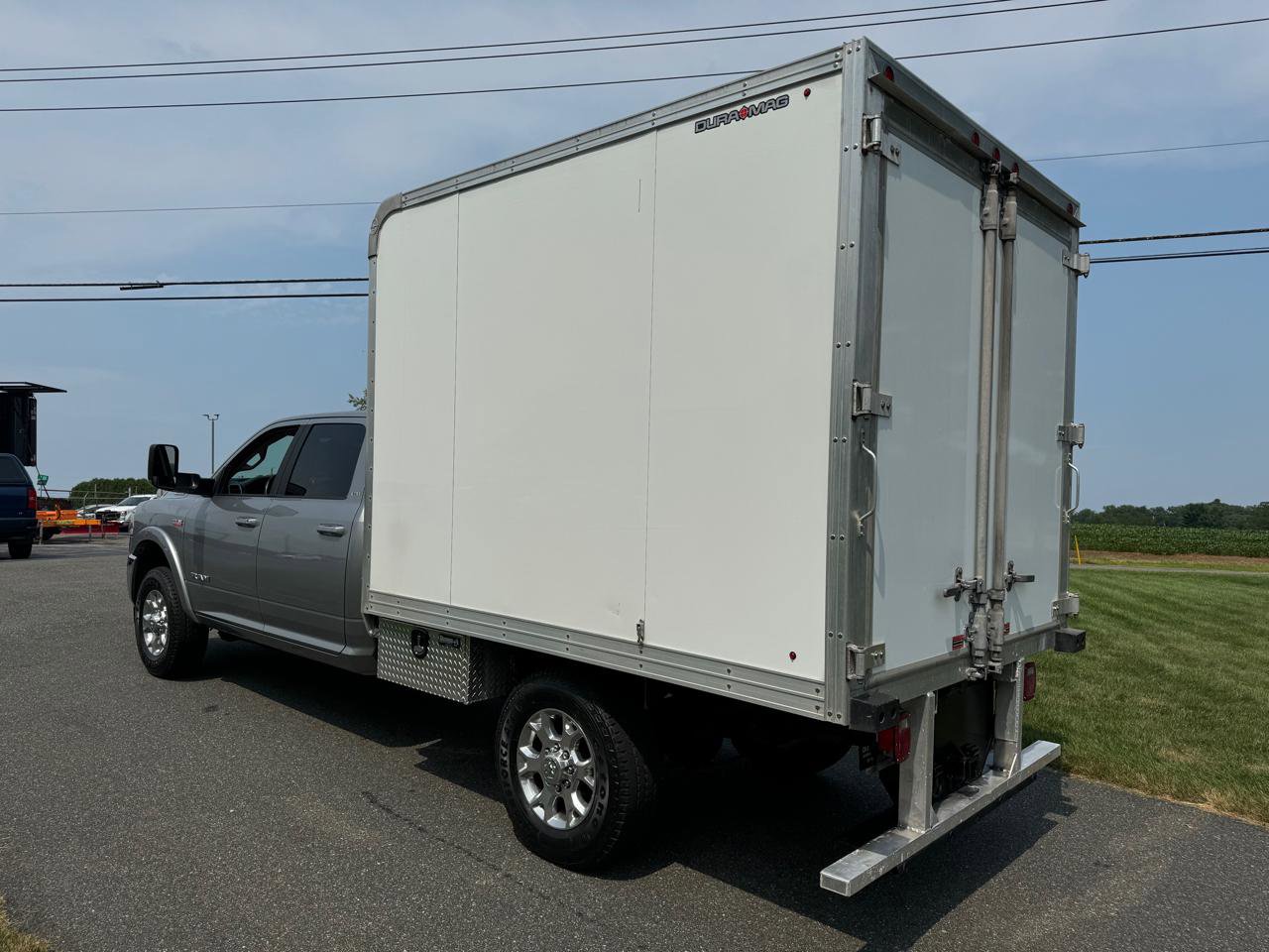 Used 2020 RAM 3500 SLT w/ Quick Order Package 27G SLT AWD/4WD image 9