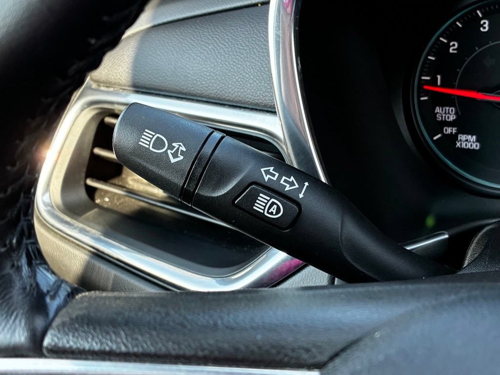 Used 2020 Chevrolet Equinox LT AWD/4WD image 17
