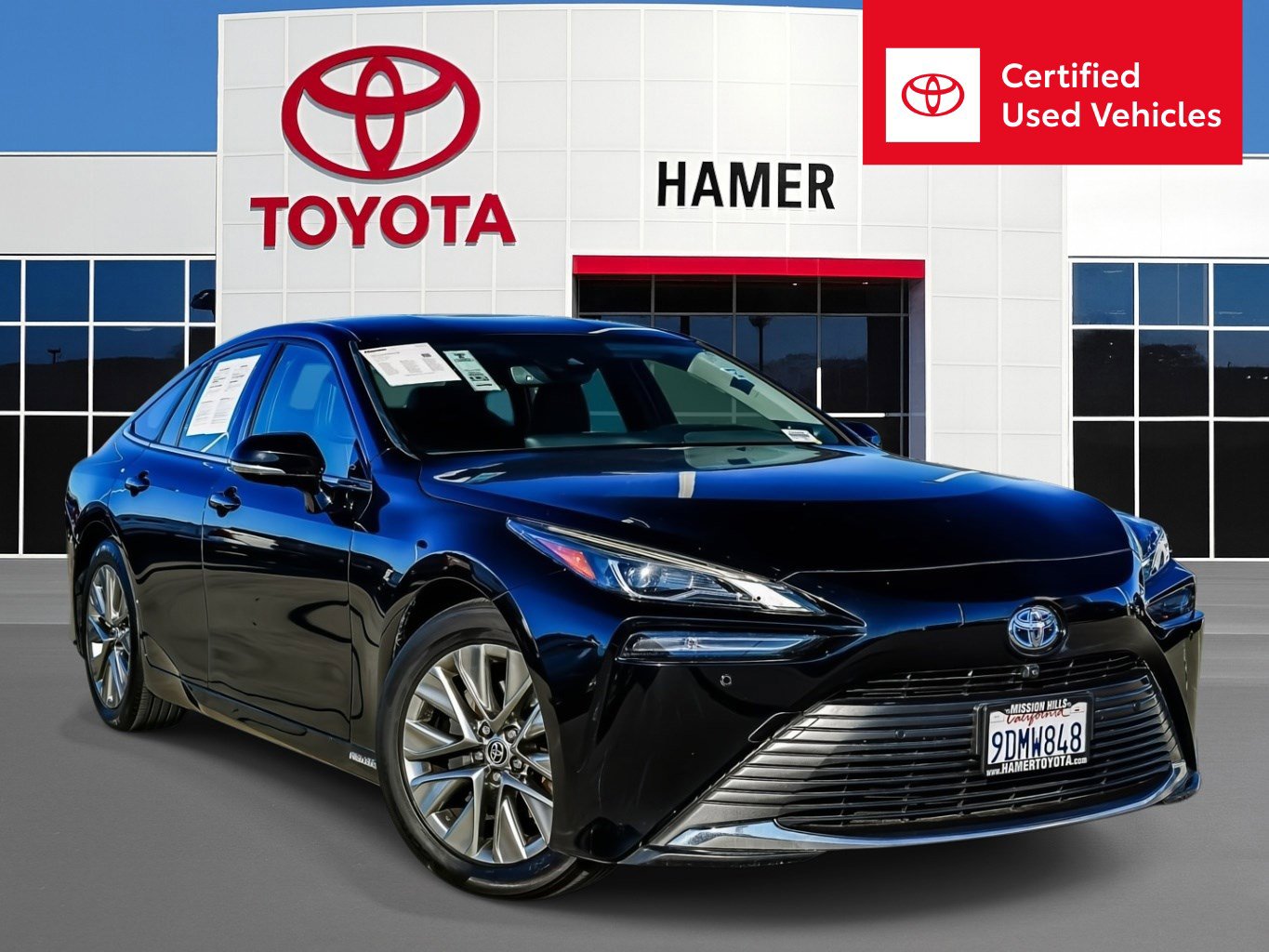 Used 2022 Toyota Mirai XLE image 1