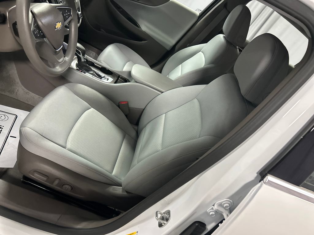 Used 2025 Chevrolet Malibu LS w/ Driver Confidence Package image 12