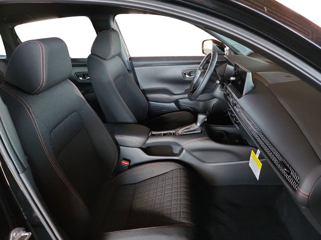 Used 2026 Honda HR-V Sport image 12