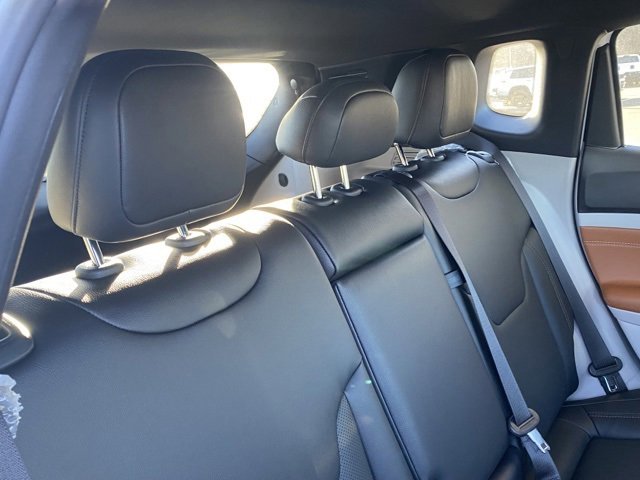 New 2024 Jeep Compass Limited w/ Elite Group image 35