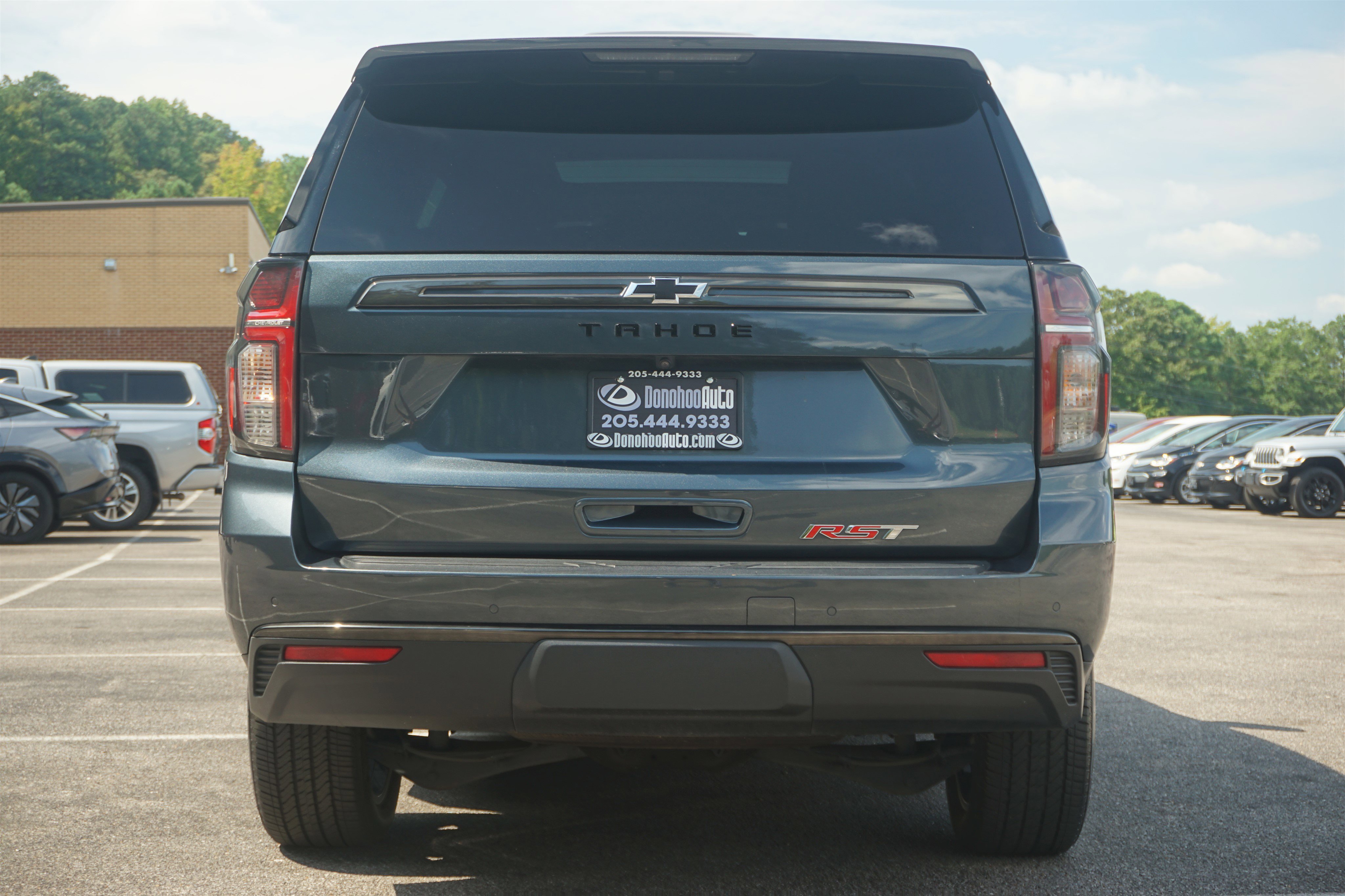 Used 2021 Chevrolet Tahoe RST w/ Luxury Package image 8