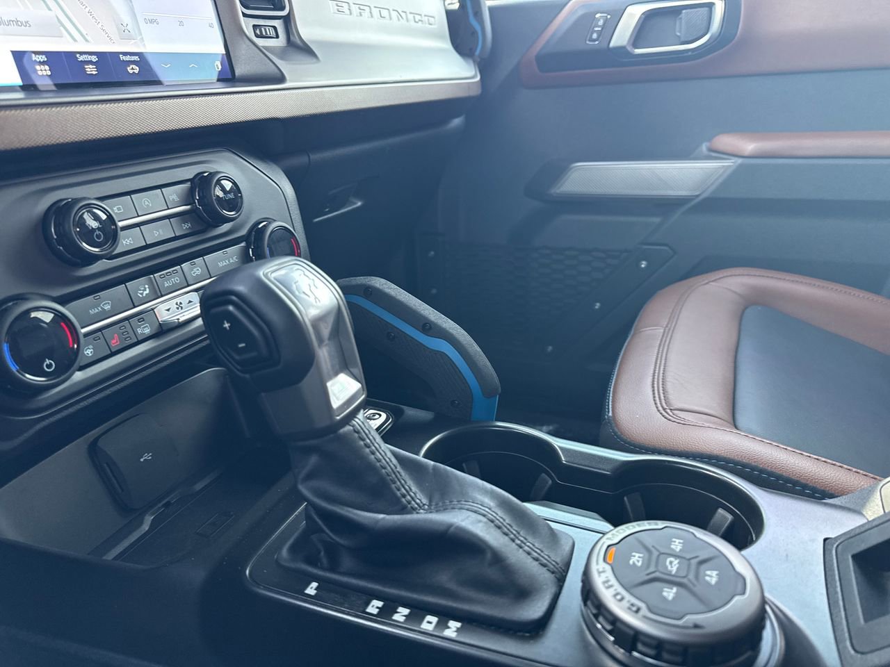 Used 2023 Ford Bronco Outer Banks image 24