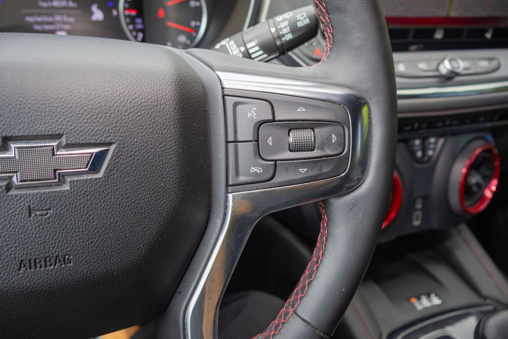 Used 2024 Chevrolet Blazer RS w/ Enhanced Convenience Package AWD/4WD image 25