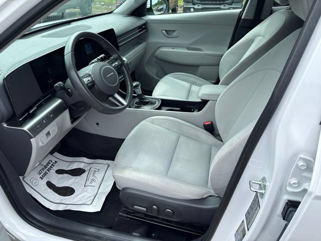 Used 2025 Hyundai Kona SEL AWD/4WD image 18