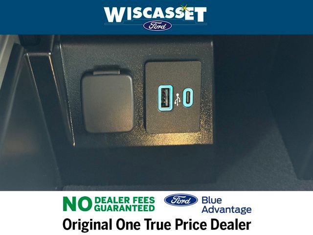 Certified 2022 Ford Explorer XLT w/ Equipment Group 202A image 18