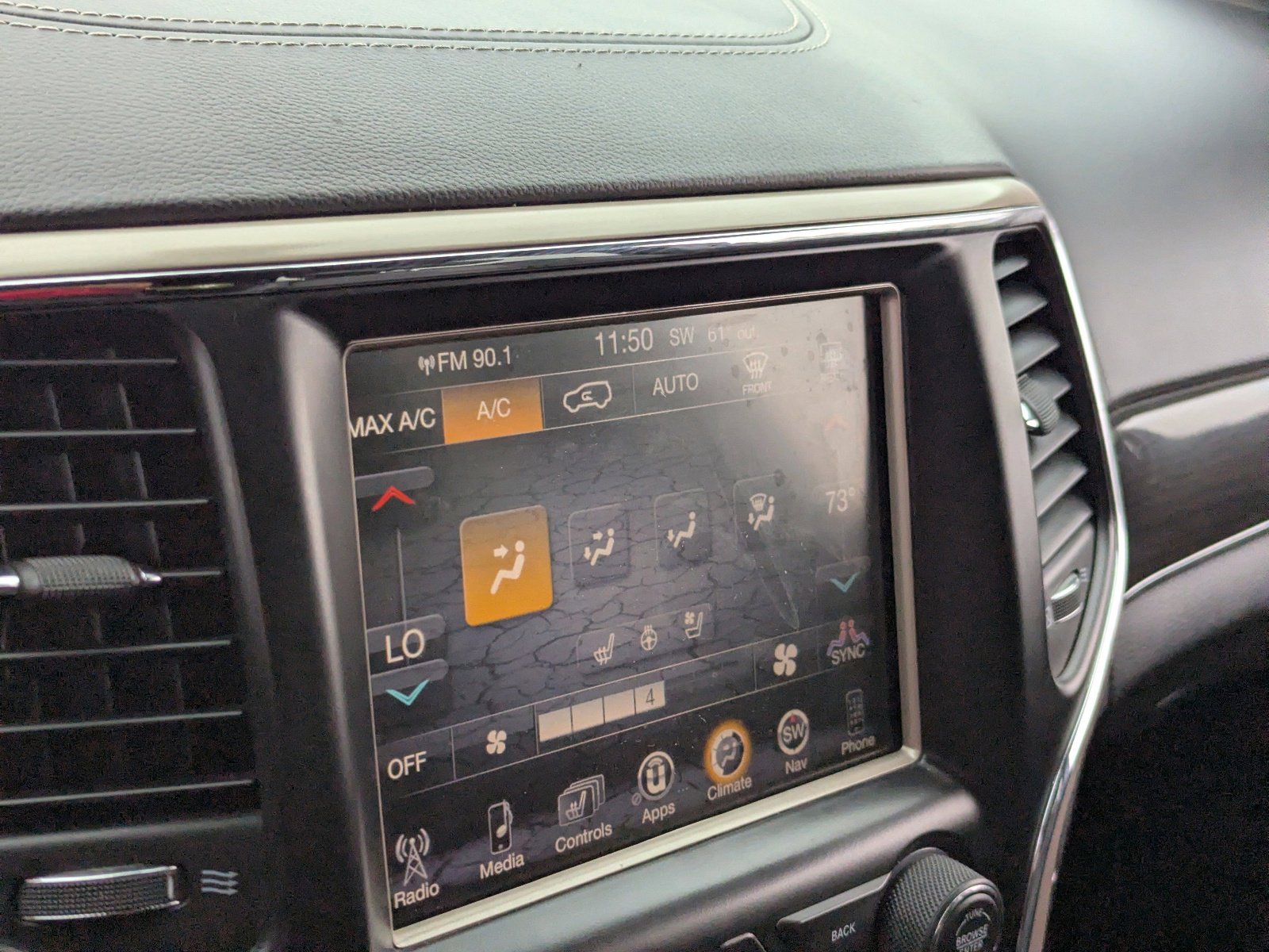 Used 2014 Jeep Grand Cherokee Overland image 28