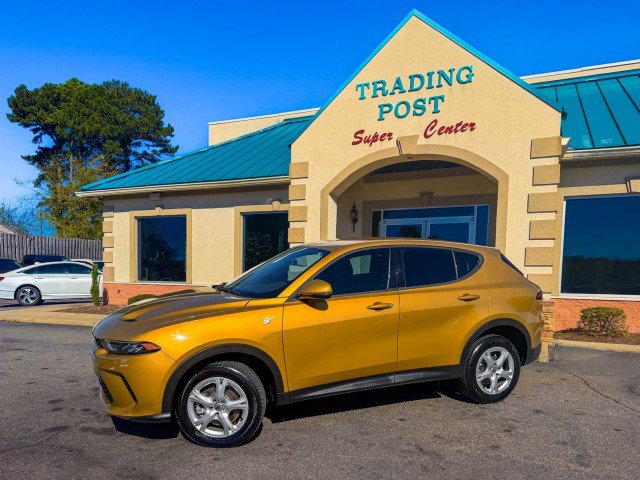 Used 2024 Dodge Hornet GT w/ Cold Weather Group AWD/4WD image 3