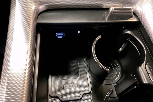 Used 2023 Hyundai Palisade Calligraphy image 33