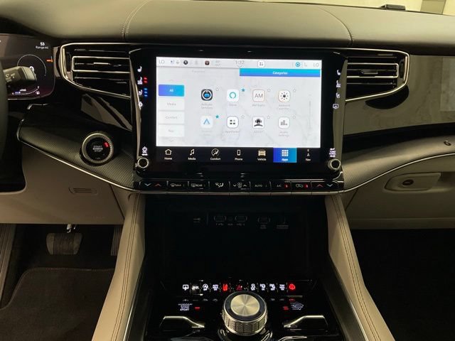 New 2026 Jeep Grand Wagoneer Summit w/ Rear Seat Video Group I AWD/4WD image 17