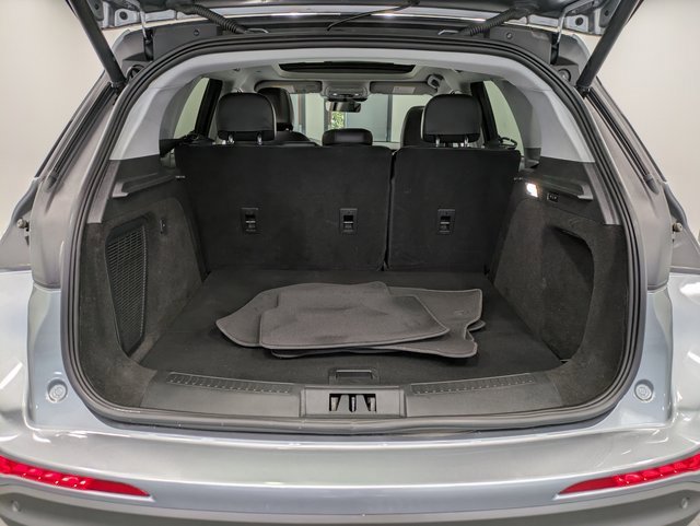 Certified 2022 Lincoln Corsair Reserve w/ Equipment Group 201A image 24