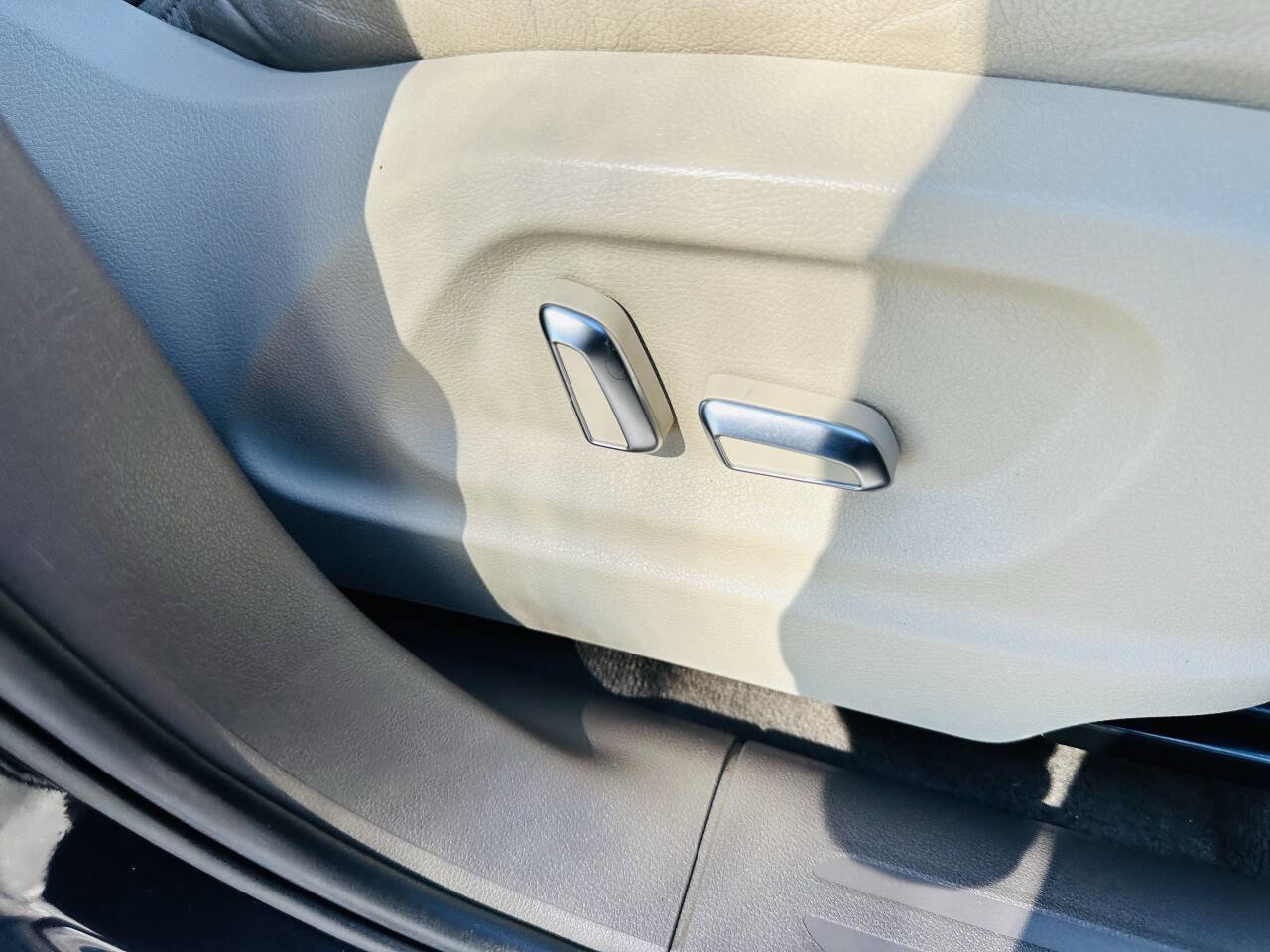 Used 2013 Audi Q5 2.0T Premium Plus w/ Premium Plus Pkg image 32