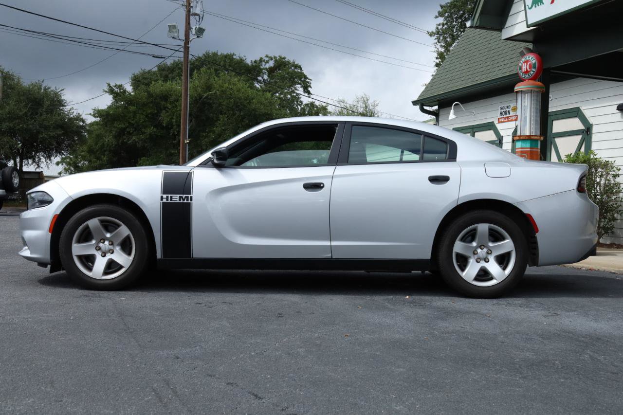 Used 2019 Dodge Charger Police image 2