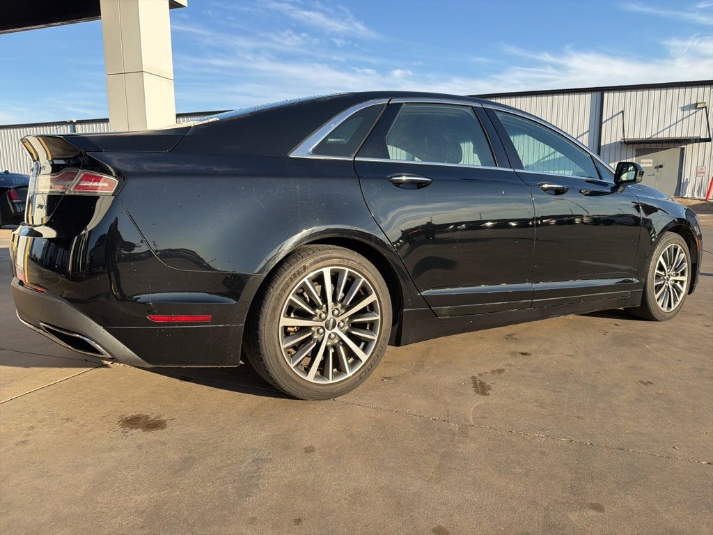 Used 2017 Lincoln MKZ Premiere image 2