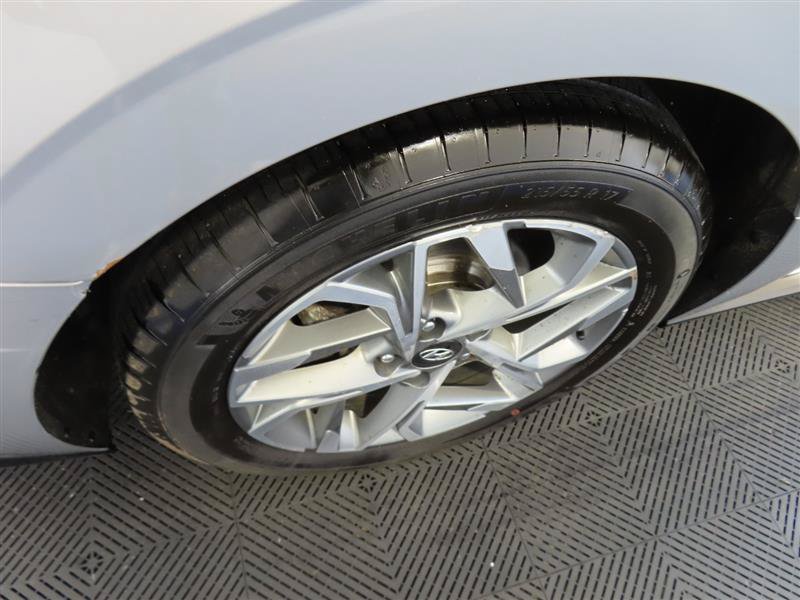 Used 2023 Hyundai Sonata SEL w/ Convenience Package FWD image 8