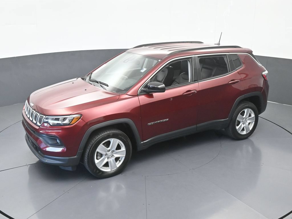 Used 2022 Jeep Compass Latitude AWD/4WD image 41