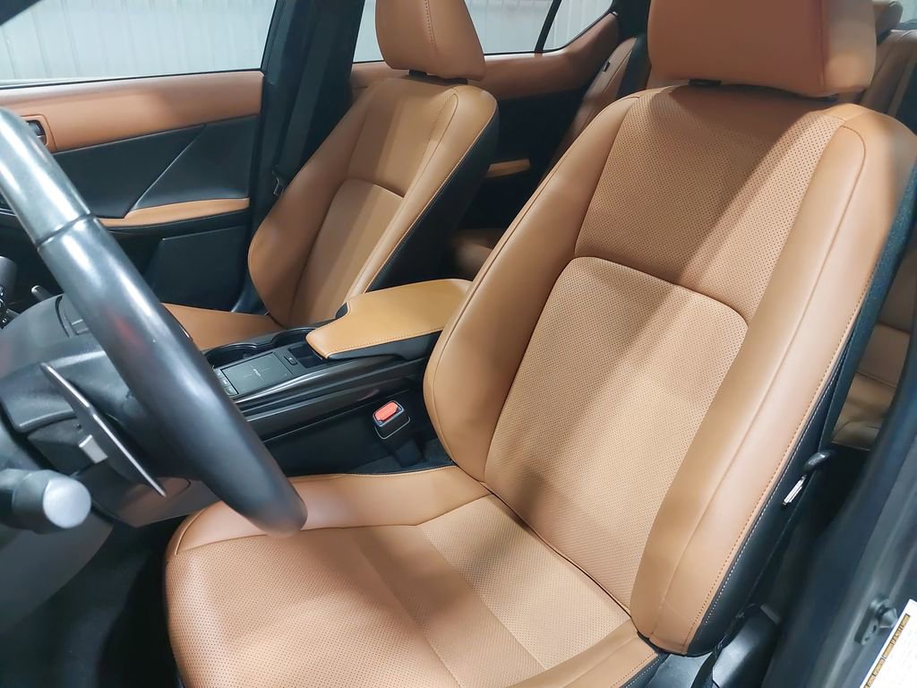 Used 2022 Lexus IS 300 AWD w/ Comfort Package image 14