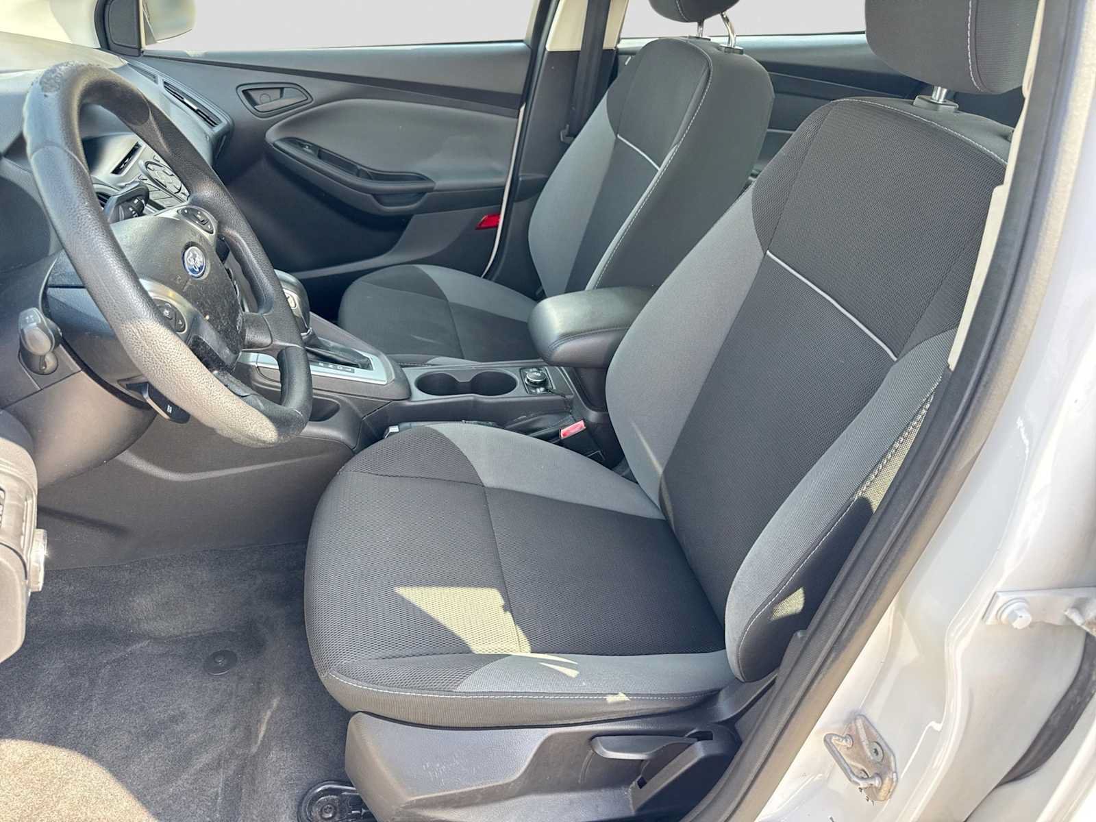 Used 2012 Ford Focus SE FWD image 15