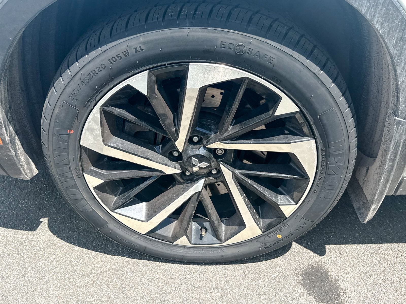 Used 2023 Mitsubishi Outlander SE AWD/4WD image 6