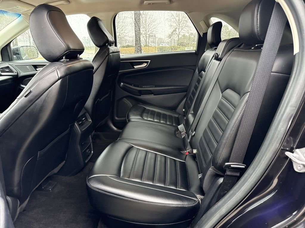Used 2020 Ford Edge SEL image 26