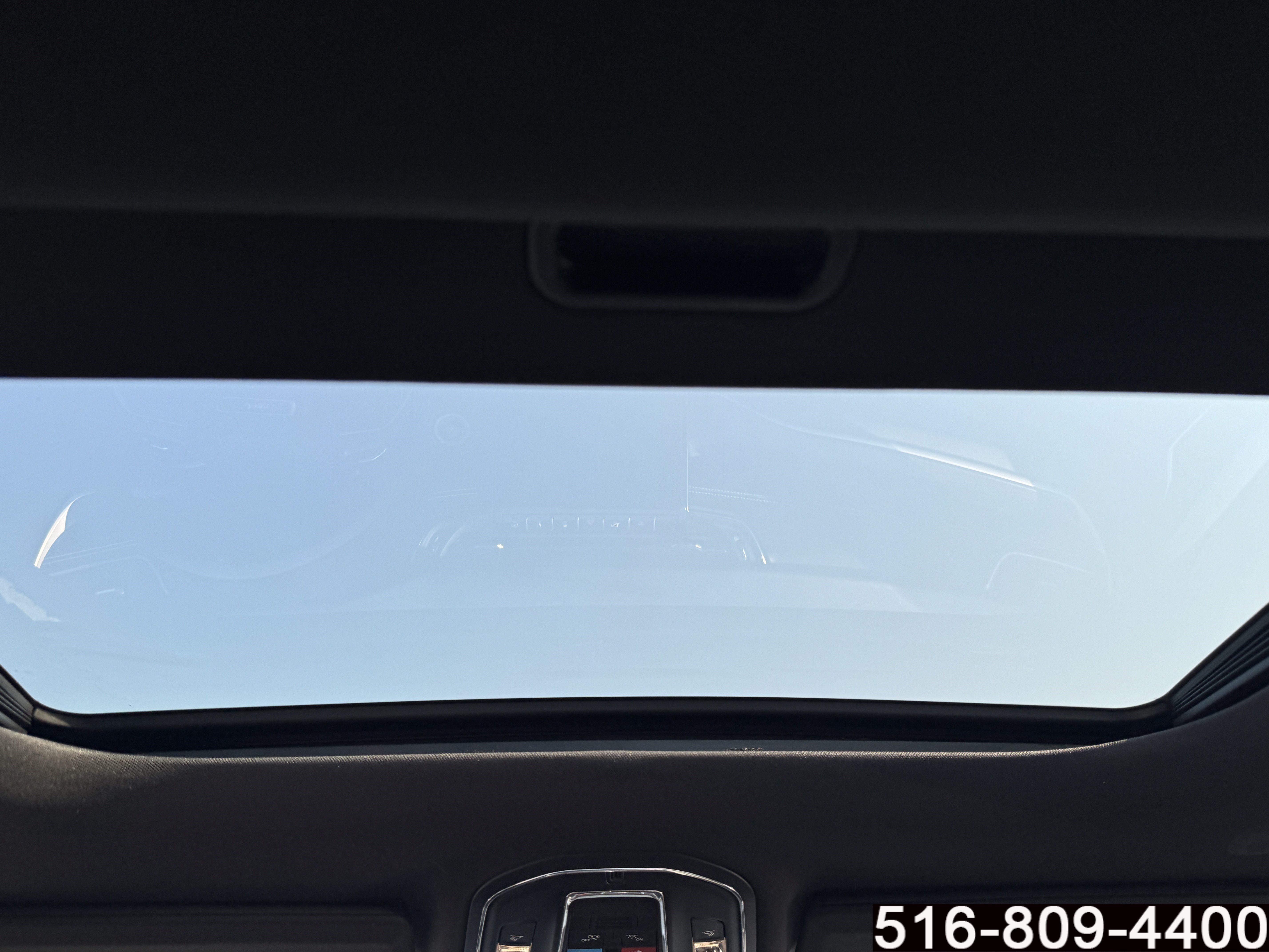 Used 2024 Jeep Grand Cherokee L Laredo AWD/4WD image 17