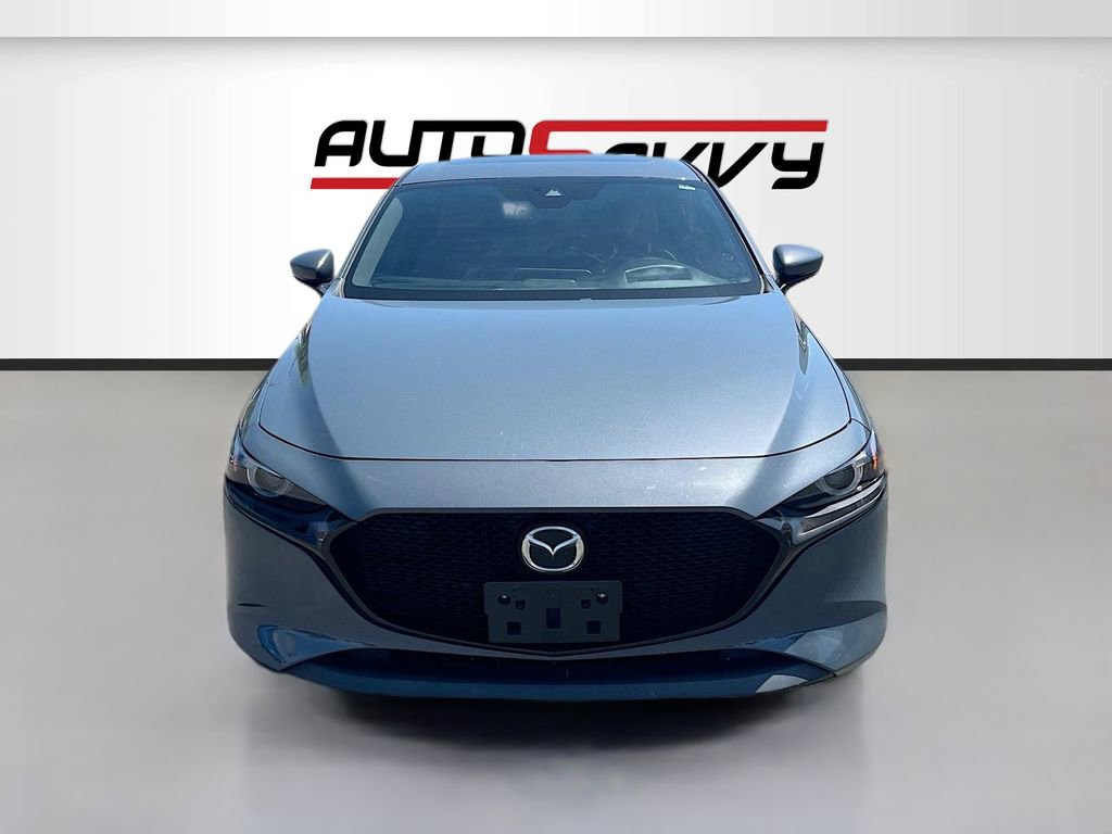 Used 2020 MAZDA MAZDA3 Premium image 2