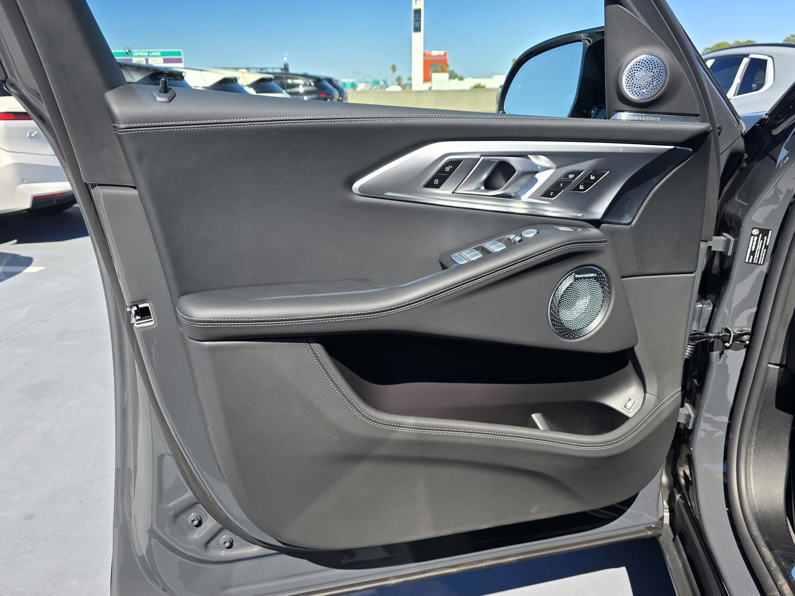 New 2026 BMW XM Label Red w/ M Driver's Package image 13