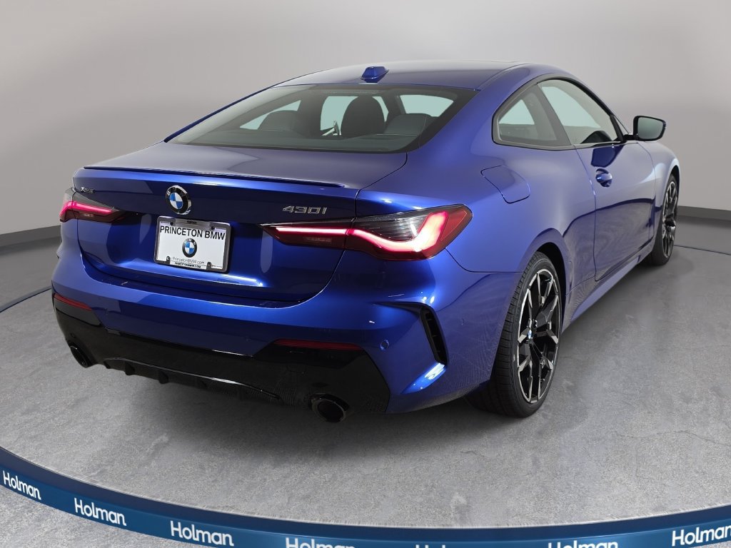 Certified 2026 BMW 430i xDrive Coupe w/ M Sport Package AWD/4WD image 5