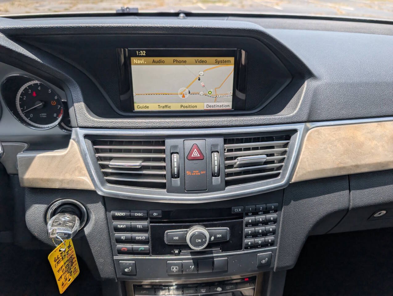Used 2011 Mercedes-Benz E 350 4MATIC Sedan image 38