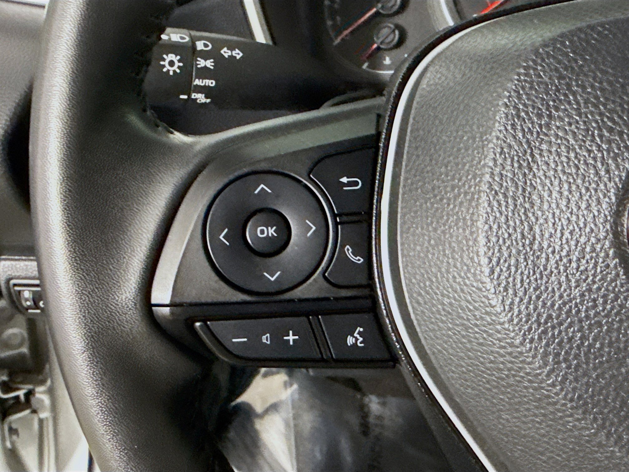 Used 2021 Toyota Corolla SE image 14