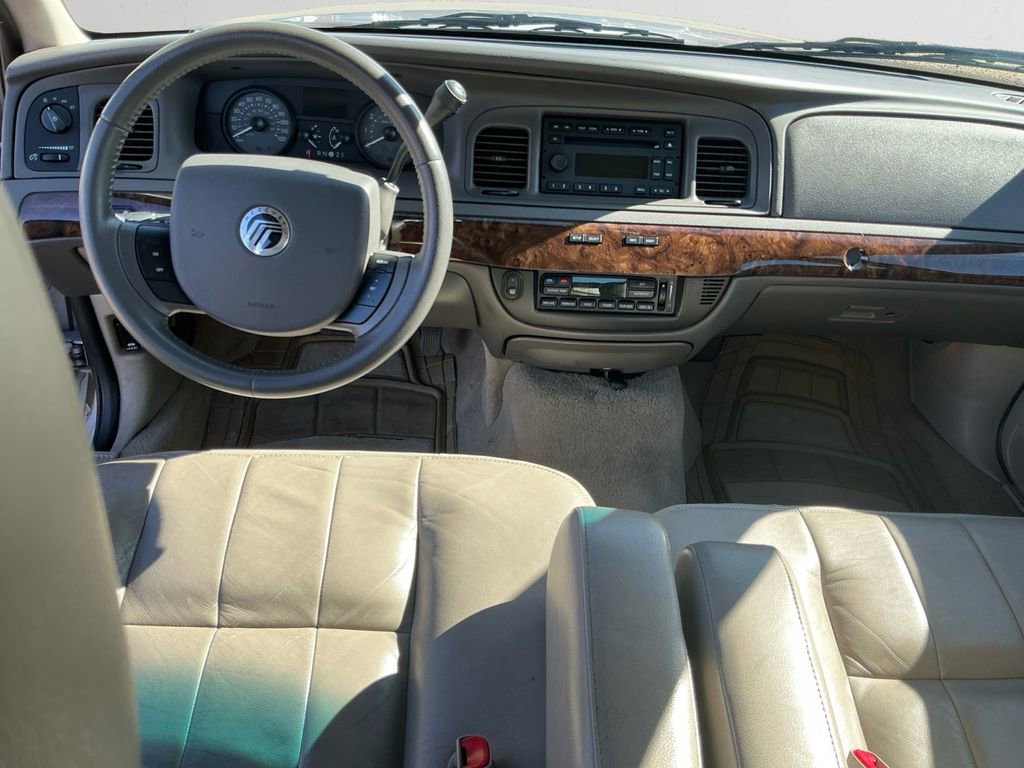 Used 2010 Mercury Grand Marquis LS image 10
