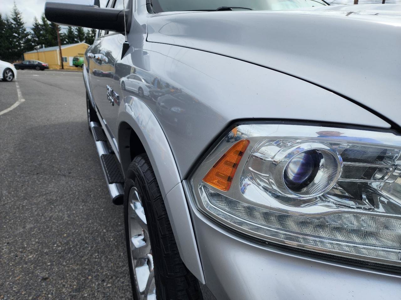 Used 2014 RAM 1500 Laramie w/ Convenience Group AWD/4WD image 29