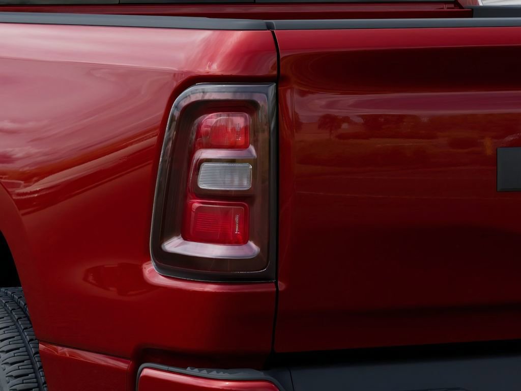 New 2026 RAM 1500 Express AWD/4WD image 9