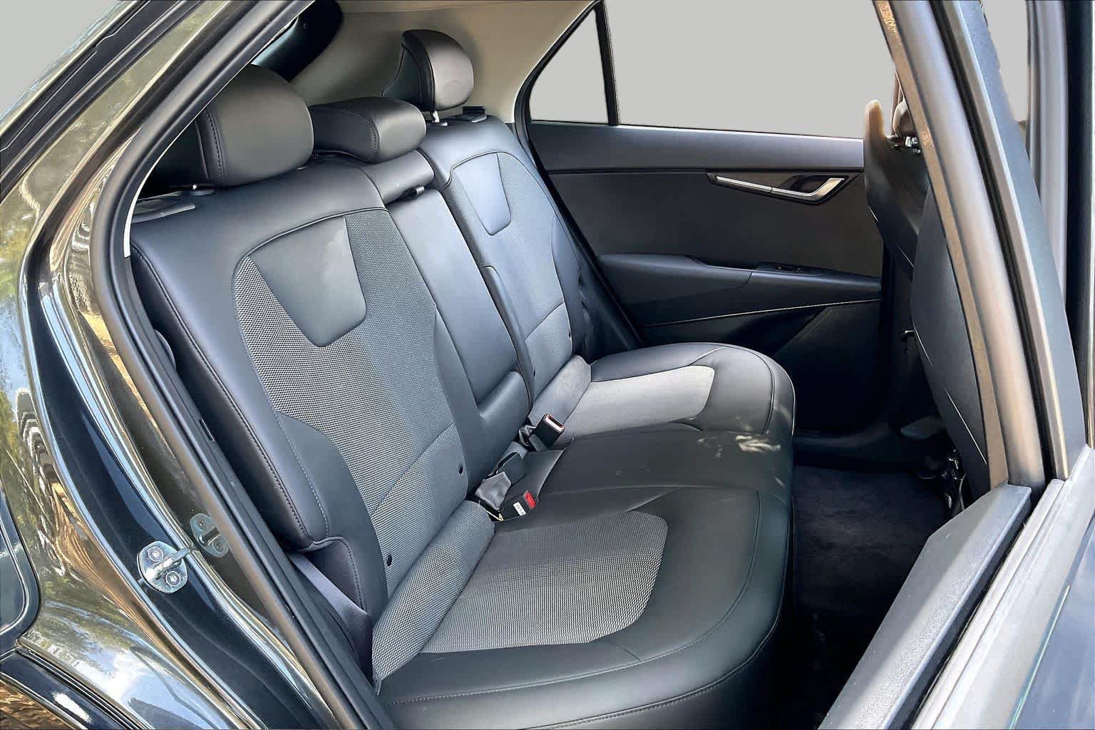 Used 2023 Kia Niro Wind w/ Wind Preserve Package FWD image 19