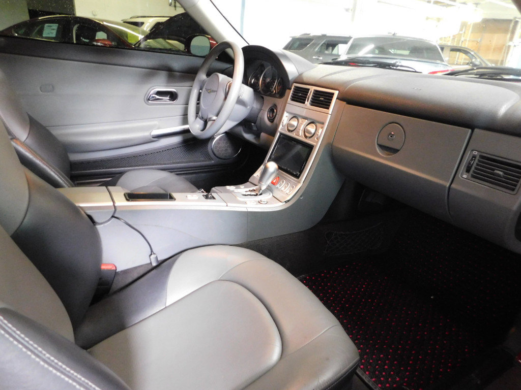 Used 2005 Chrysler Crossfire Limited image 13