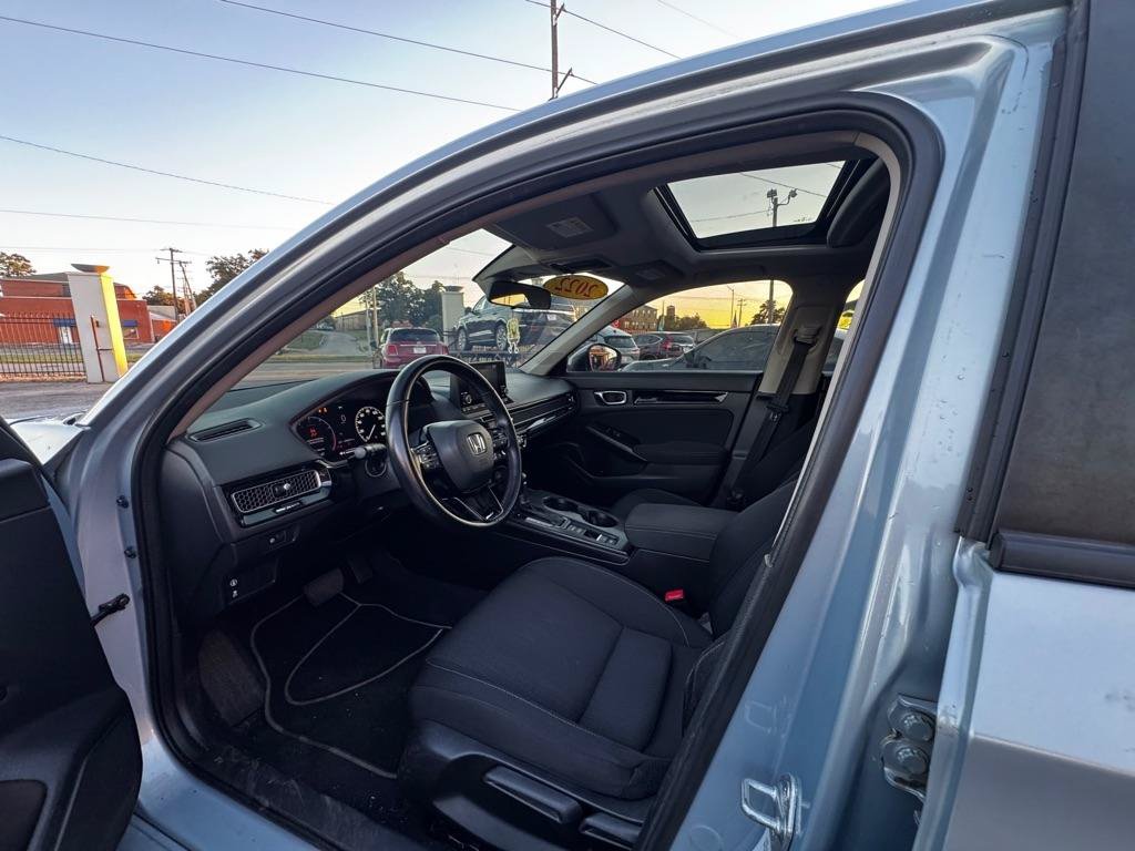 Used 2022 Honda Civic EX image 9