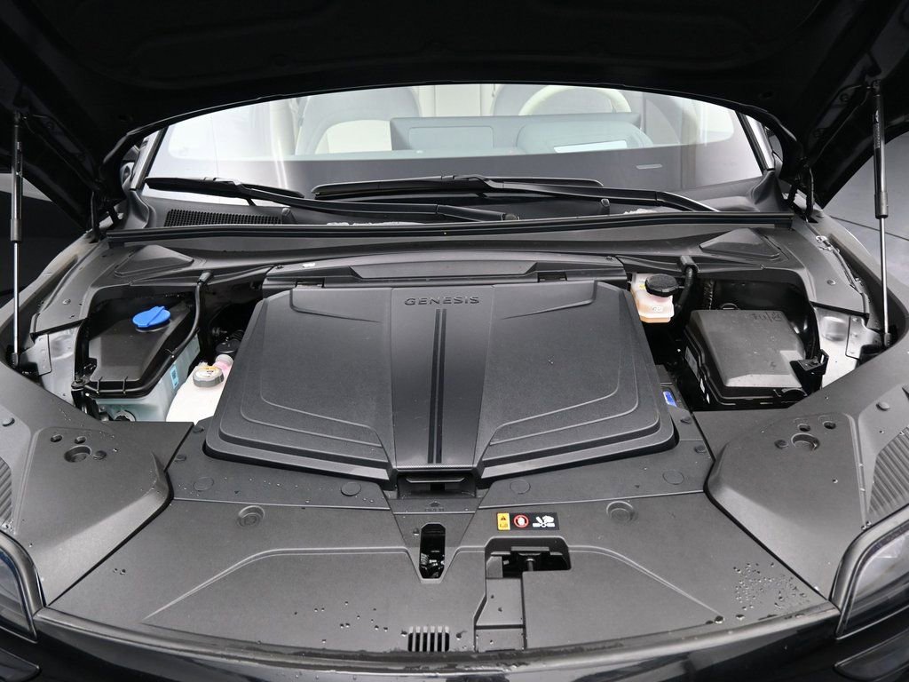 Used 2024 Genesis GV60 RWD image 41