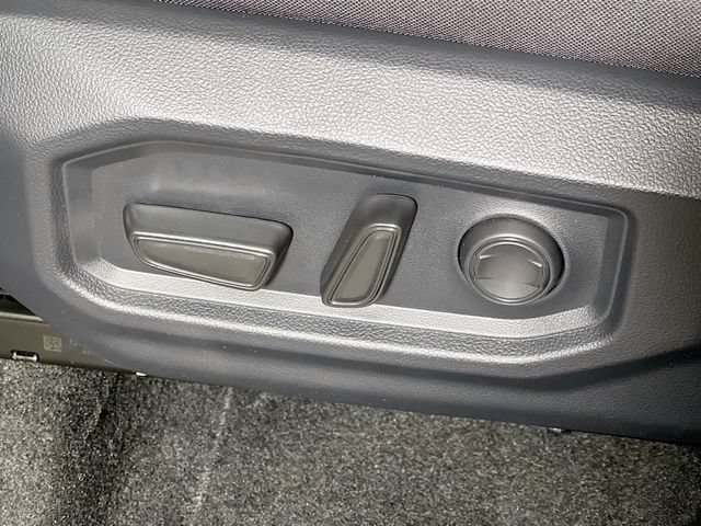 New 2026 Toyota Tundra SR5 AWD/4WD image 12