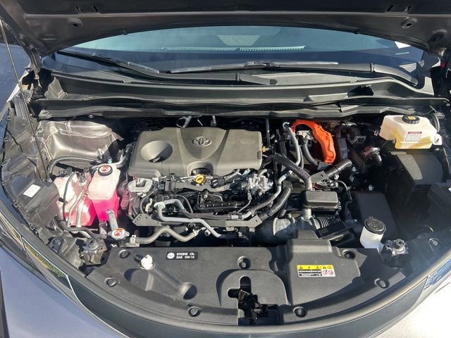 Used 2024 Toyota Sienna LE image 13