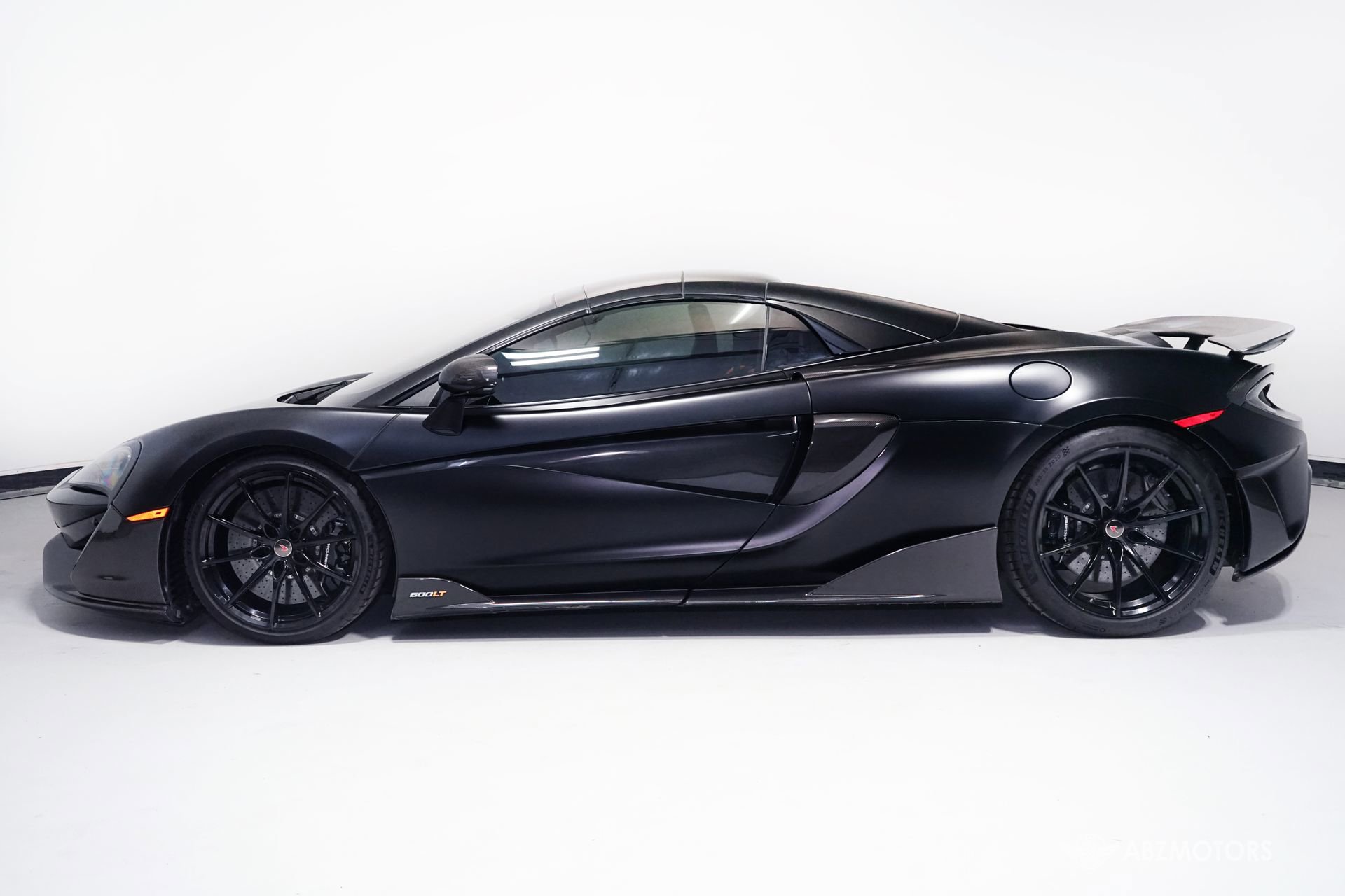 Used 2020 McLaren 600LT Spider RWD image 5