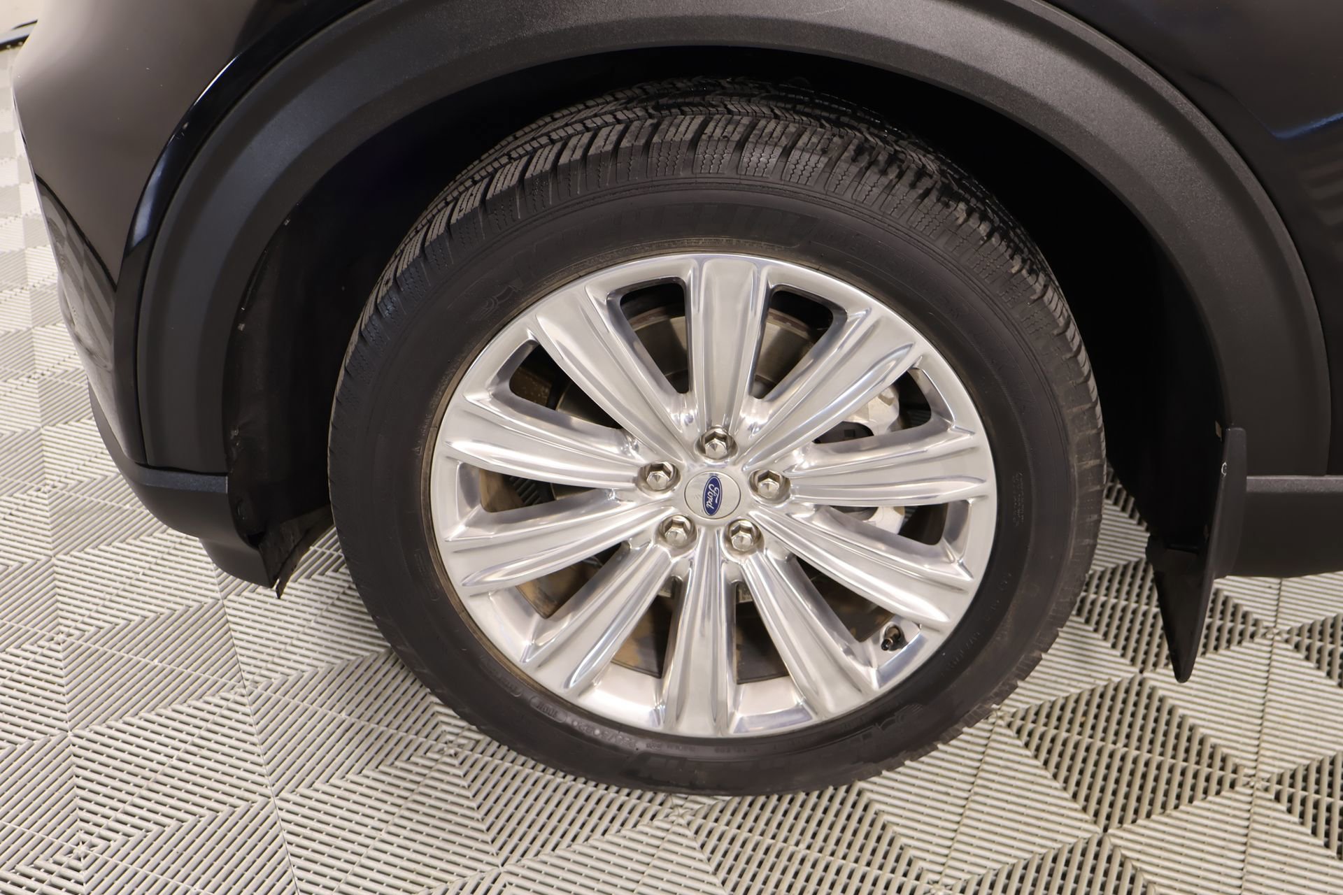 Used 2022 Ford Explorer Limited w/ Limited Technology Package image 20