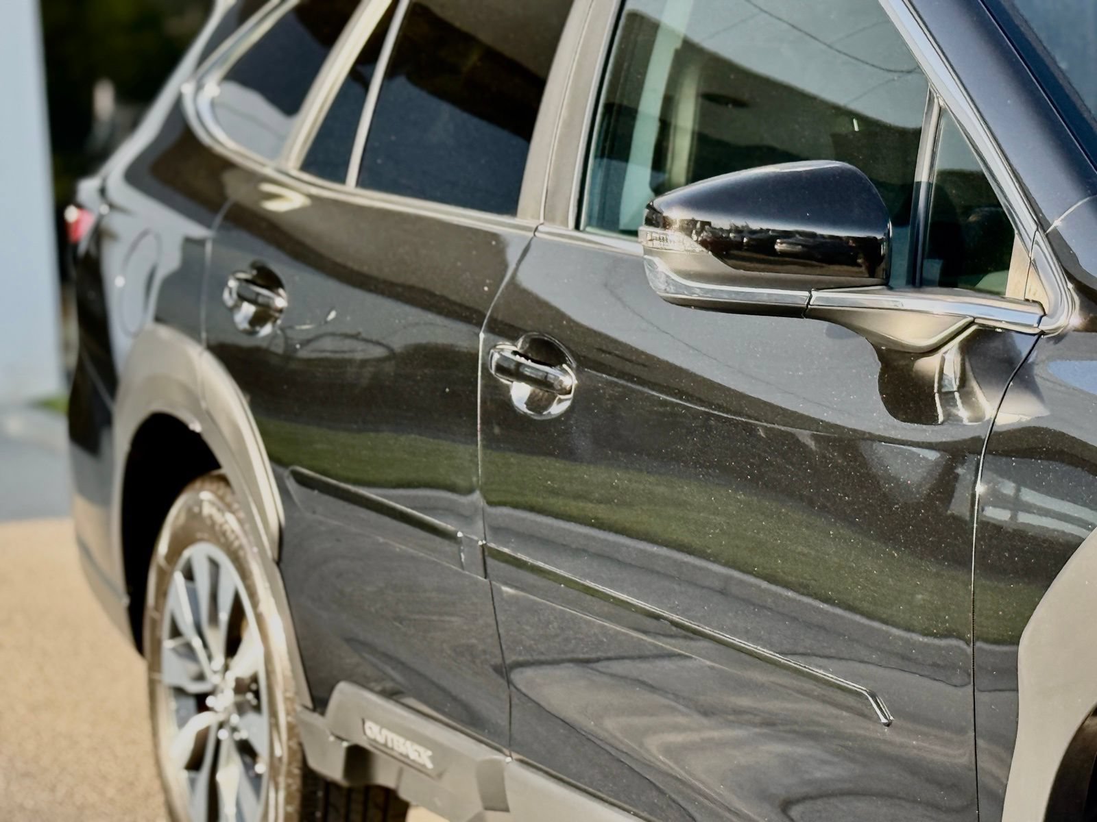 Used 2023 Subaru Outback Limited AWD/4WD image 8