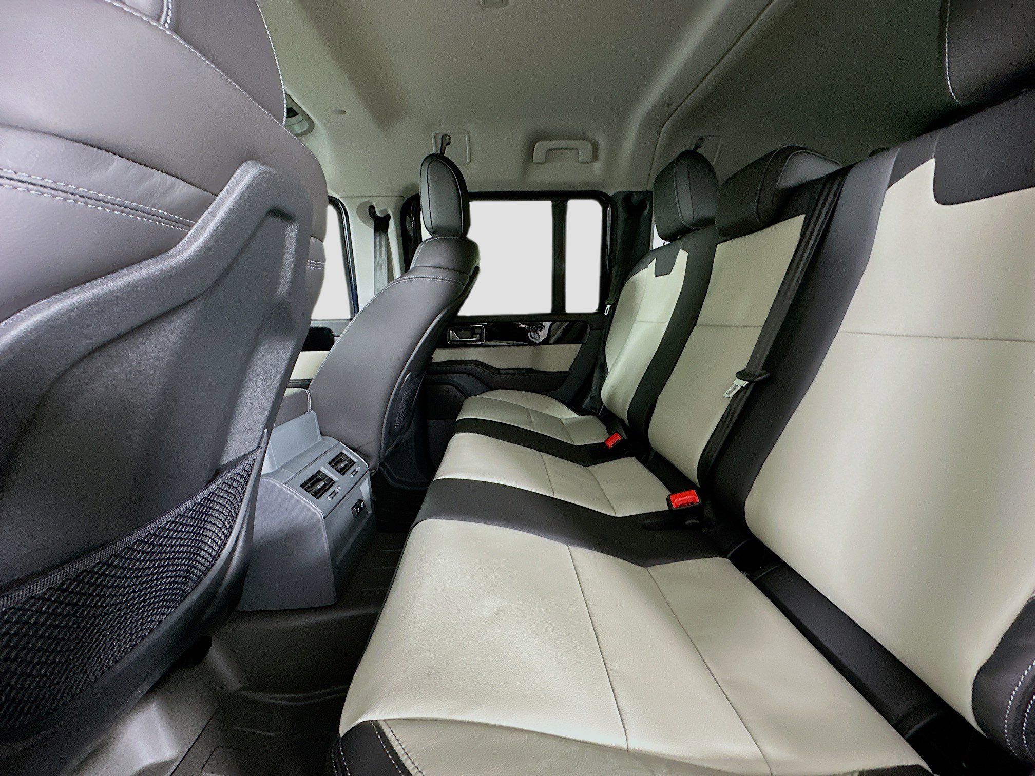 New 2026 INEOS Grenadier Fieldmaster Edition image 39