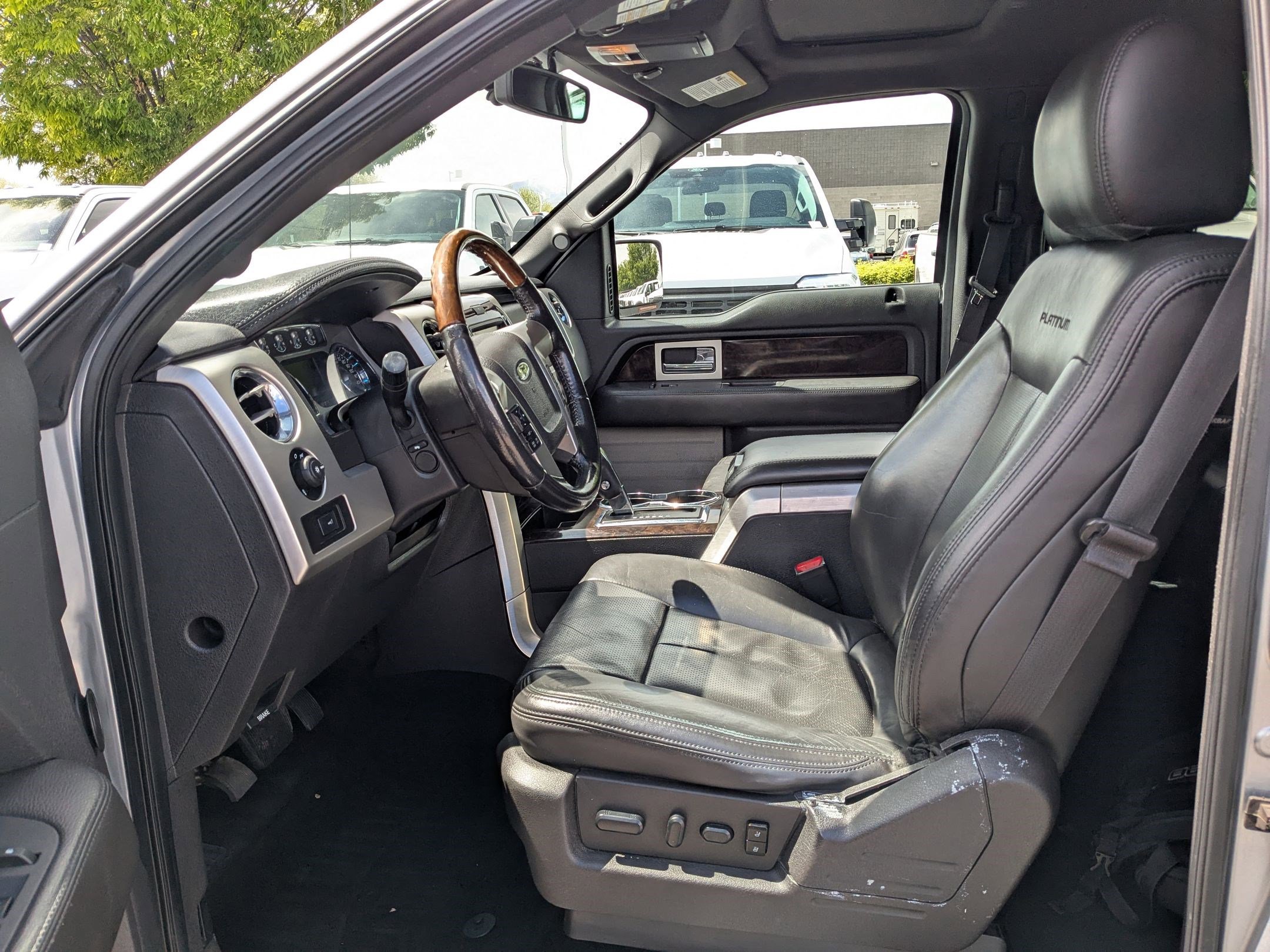 Used 2014 Ford F150 Platinum AWD/4WD image 18