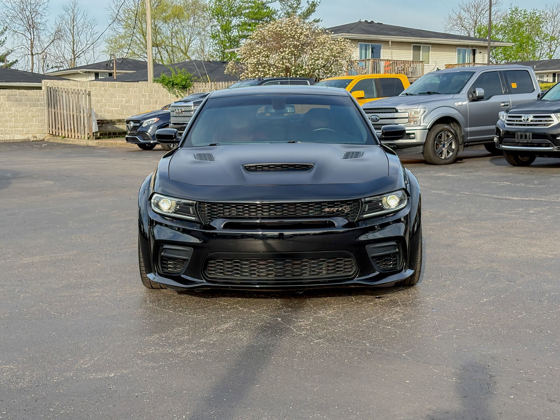 Used 2022 Dodge Charger SRT Hellcat w/ Carbon/Suede Interior Package RWD image 7